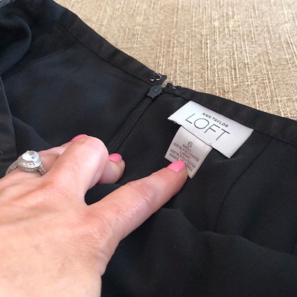 Black sequined LOFT pencil skirt - Picture 4 of 4